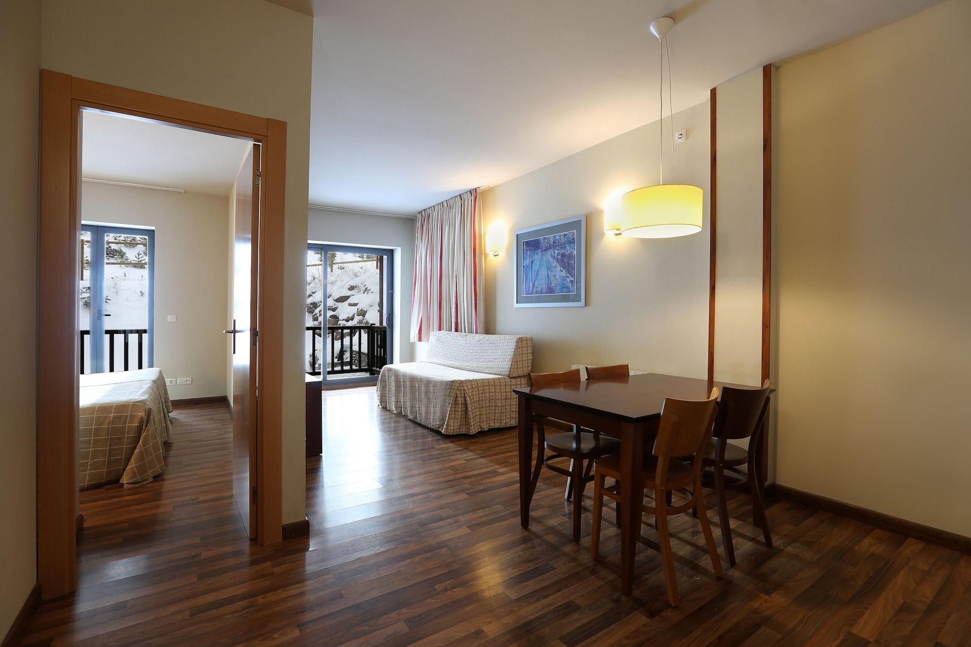 Guitart La Molina Aparthotel & Spa Exteriör bild
